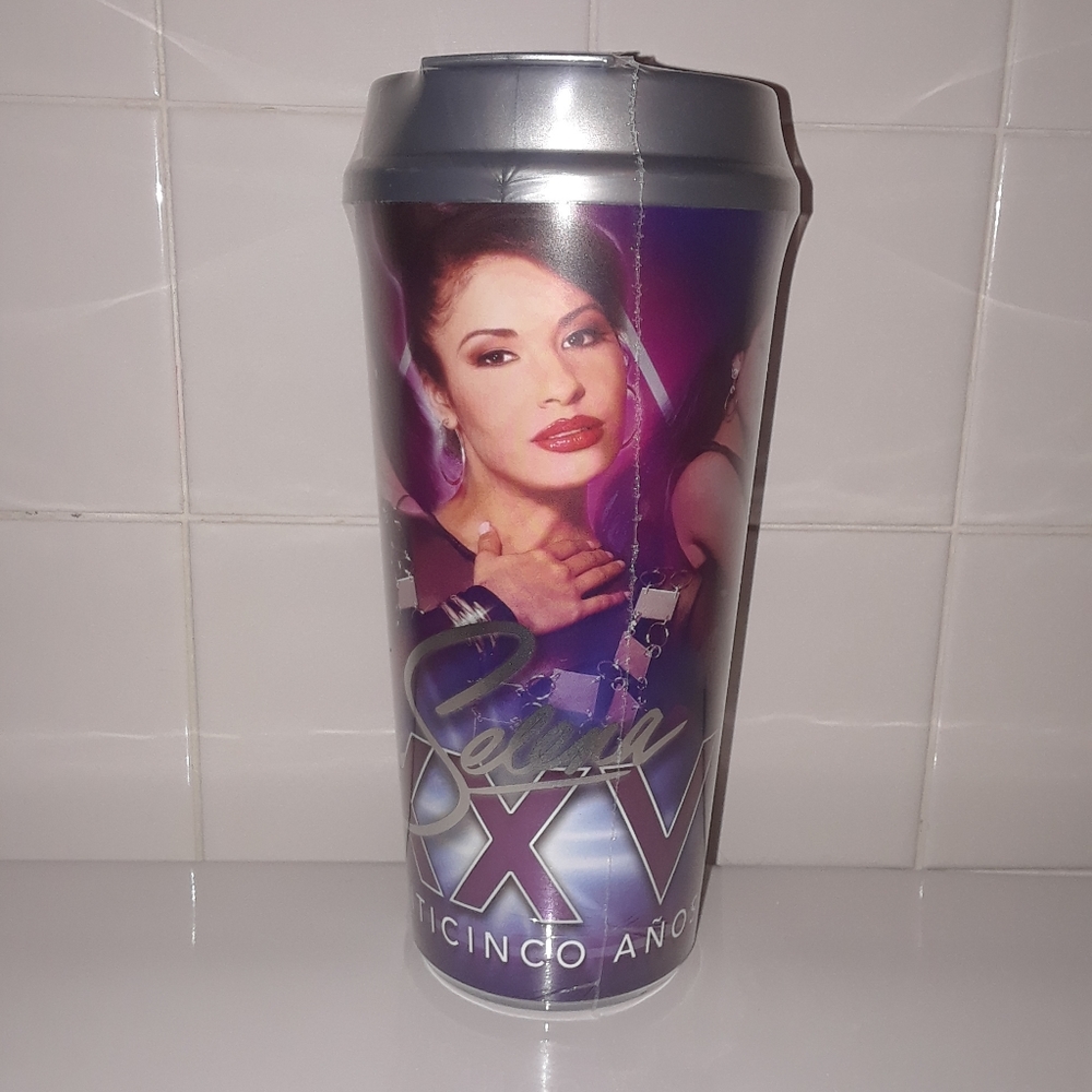 !! LAST SET !! NEW 2020 SELENA QUINTANILLA CUPS - Picture 9 of 13